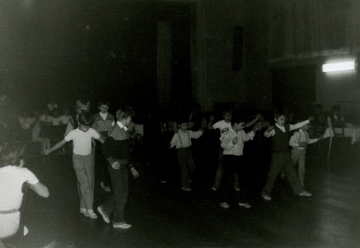 1982 - 1. 12. (Mikulášská besídka) (4) (640x441).jpg
