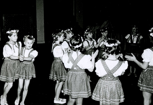 1983 - 19. 3. (městské kolo dfs)(4) (640x441).jpg