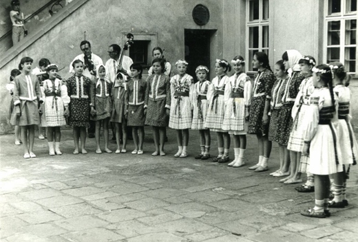 1984 - 11. 6. (Rok české hudby) (3) (640x434).jpg
