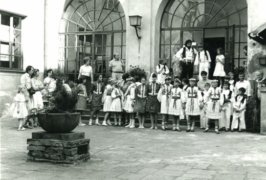 1984 - 11. 6. (Rok české hudby) (4) (640x434).jpg