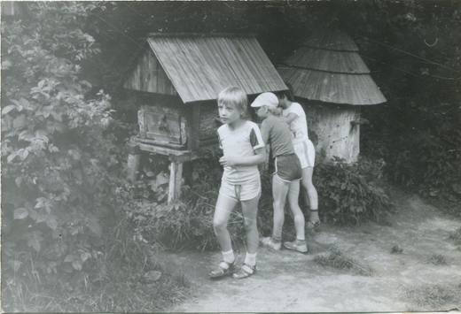 1986 - 21. 6. (Zájezd na Veselý kopec) (3) (640x437).jpg