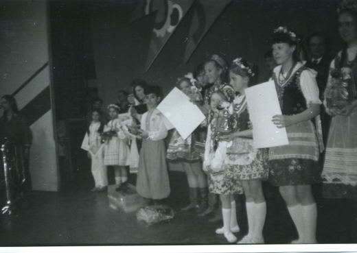 1986 - Krakov (Při udílení cen) (2) (640x455).jpg