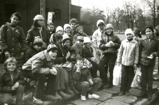 1986 - Krakov (továrna na výrobu panenek) (640x427).jpg
