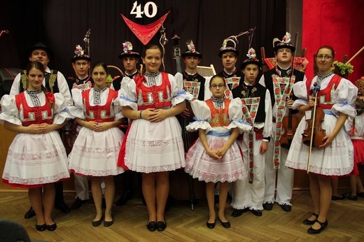 2015 - 40. výročí (640x427).jpg