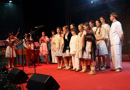 2016 - Vánoční trhy.jpg