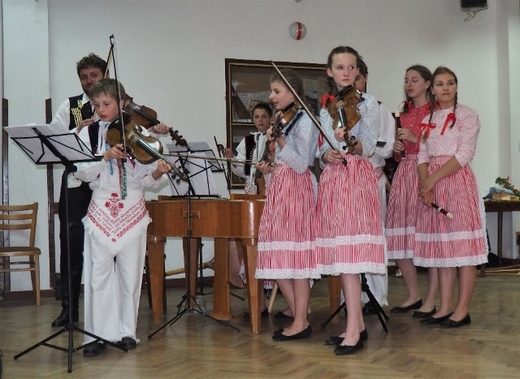 P5290608 (640x467).jpg