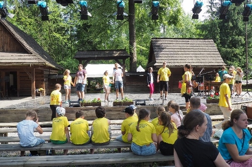 P6090003 (640x427).jpg