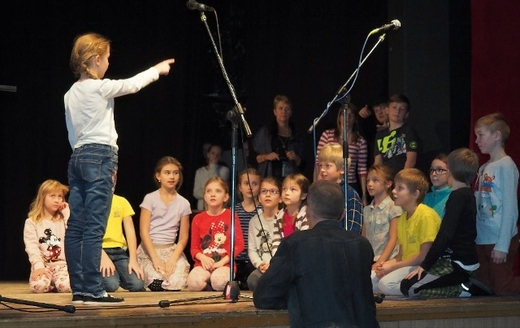 PB240098 (640x404).jpg