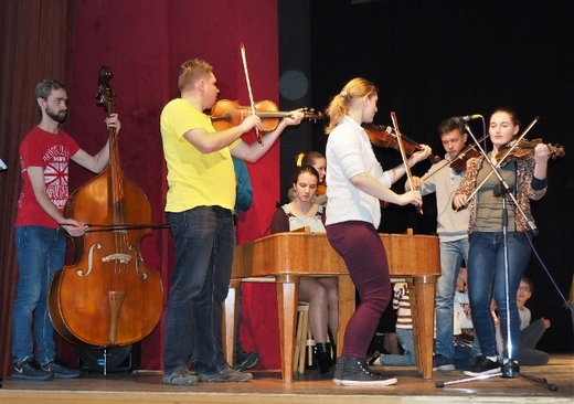 PB240099 (640x451).jpg