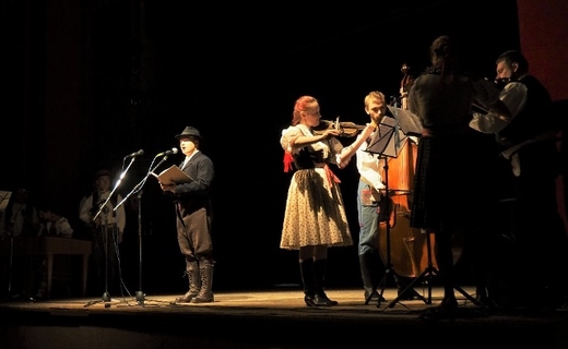 PB240130 (640x394).jpg