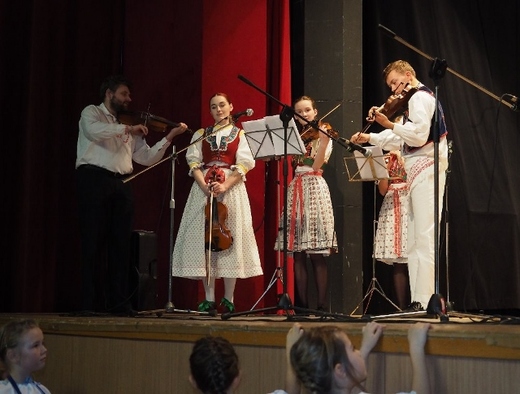 PC030043 (2) (640x485).jpg