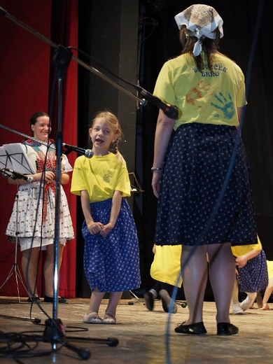 PC030048 (3) (480x640).jpg